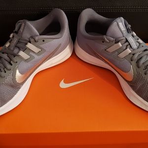 Nike downshifter running shoes